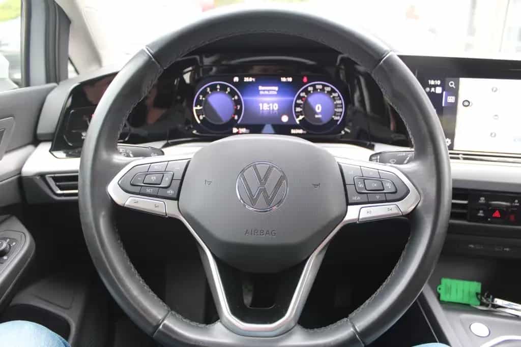 Volkswagen Golf VIII Lim Life/LED/PDC/Kamera/Navi/APP/ACC.. 10/2023-photo-12