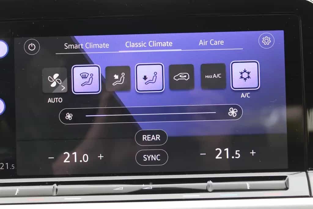 Volkswagen Golf VIII Lim Life/LED/PDC/Kamera/Navi/APP/ACC.. 10/2023-photo-22