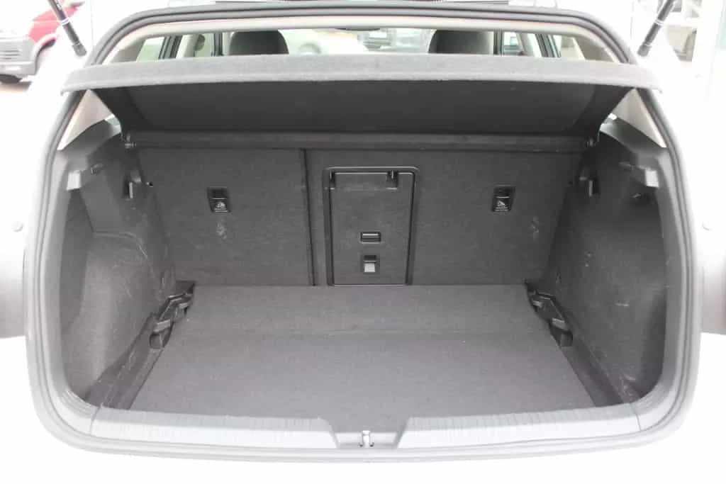 Volkswagen Golf VIII Lim Life/LED/PDC/Kamera/Navi/APP/ACC.. 10/2023-photo-25