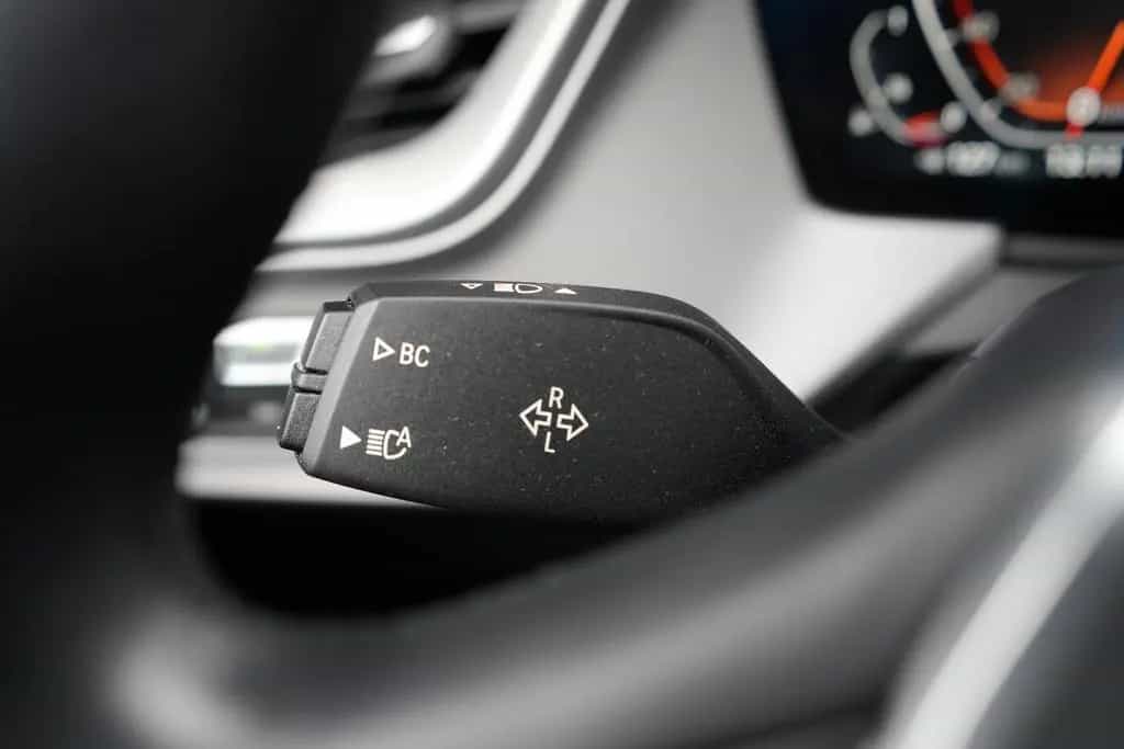 BMW 118 i Aut. Advantage*LIVE*DAB*APPLE*LED*1HD*KLIMA 06/2023-photo-23
