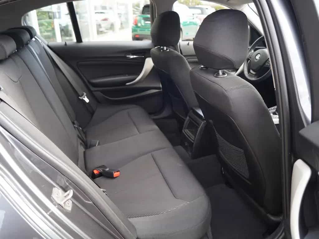 BMW 116 d 5-Türer Advantage * Navigation * PDC * 08/2019-photo-10