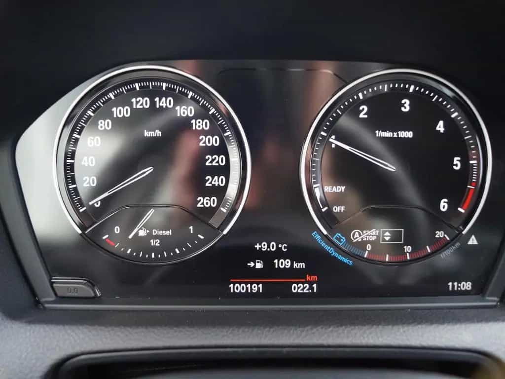 BMW 116 d 5-Türer Advantage * Navigation * PDC * 08/2019-photo-13