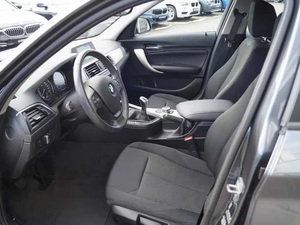 BMW 116 d 5-Türer Advantage * Navigation * PDC * 08/2019-photo-6