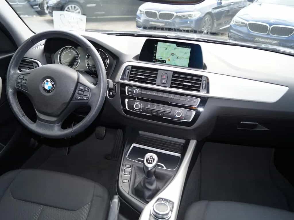 BMW 116 d 5-Türer Advantage * Navigation * PDC * 08/2019-photo-9