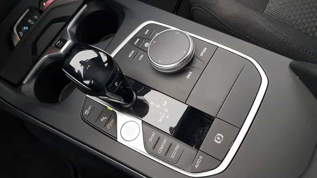 BMW 120 d xDrive aut. ~ Navi ~ Klima ~ PDC ~ WLAN 10/2020-photo-14