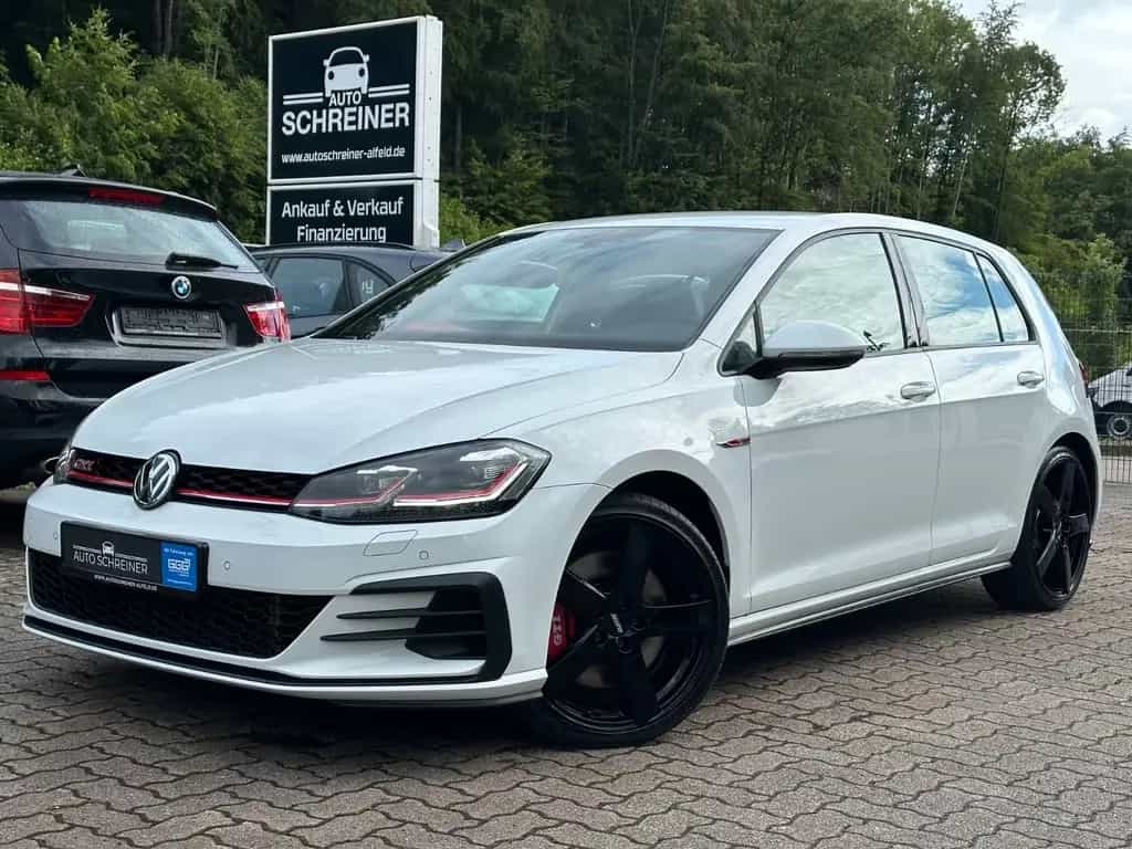 Volkswagen Golf VII Lim. GTI Performance DSG LED SHZ 03/2020-photo-0