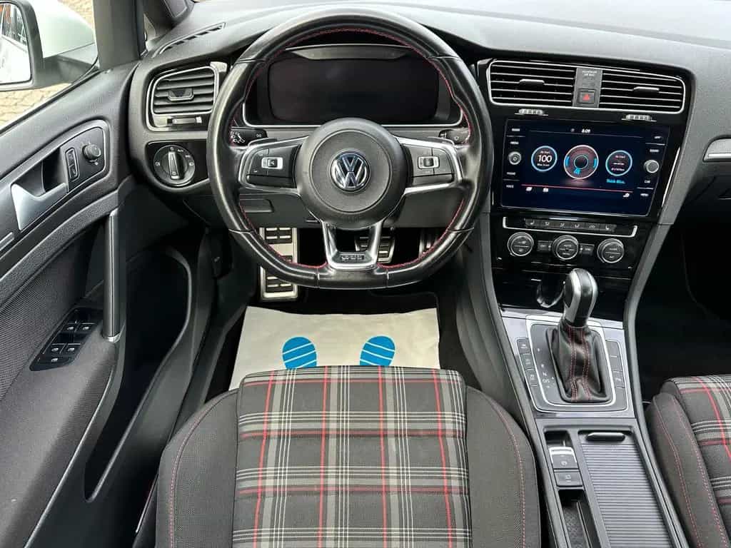 Volkswagen Golf VII Lim. GTI Performance DSG LED SHZ 03/2020-photo-10