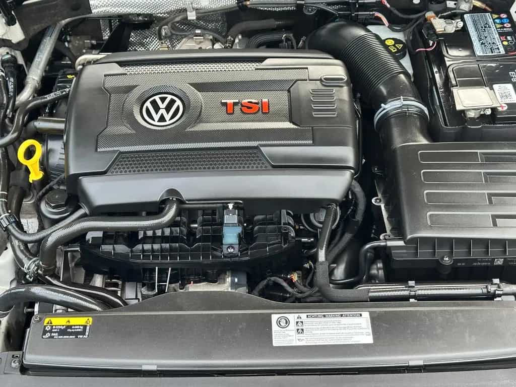 Volkswagen Golf VII Lim. GTI Performance DSG LED SHZ 03/2020-photo-17