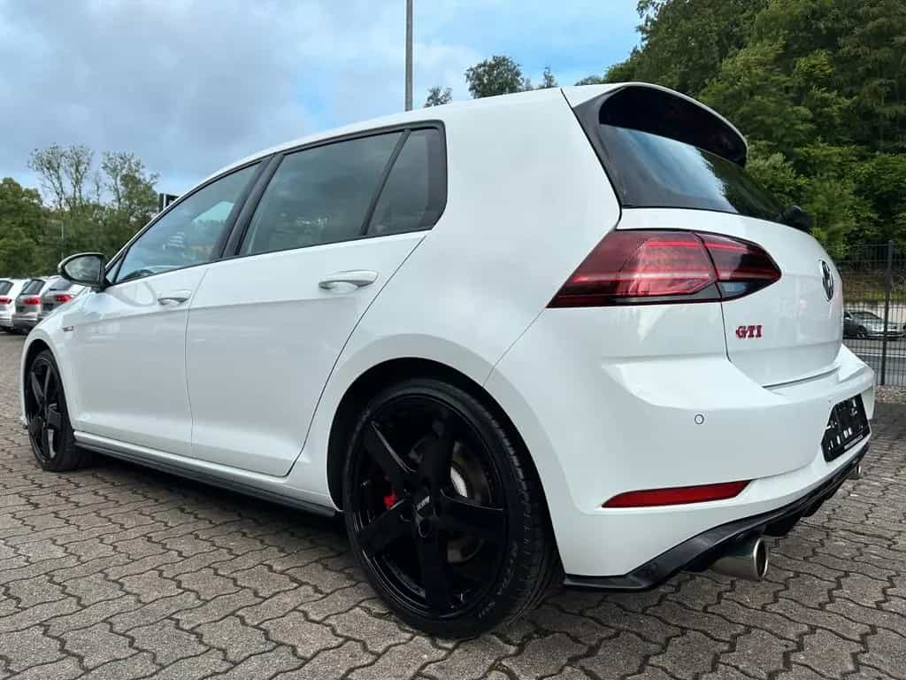 Volkswagen Golf VII Lim. GTI Performance DSG LED SHZ 03/2020-photo-4