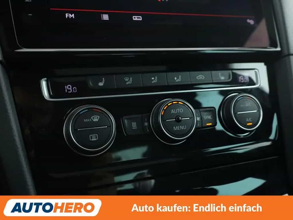 Volkswagen Golf VII 2.0 TSI GTI BMT Aut.*LED*ACC*DYNAUDIO* 06/2017-photo-22