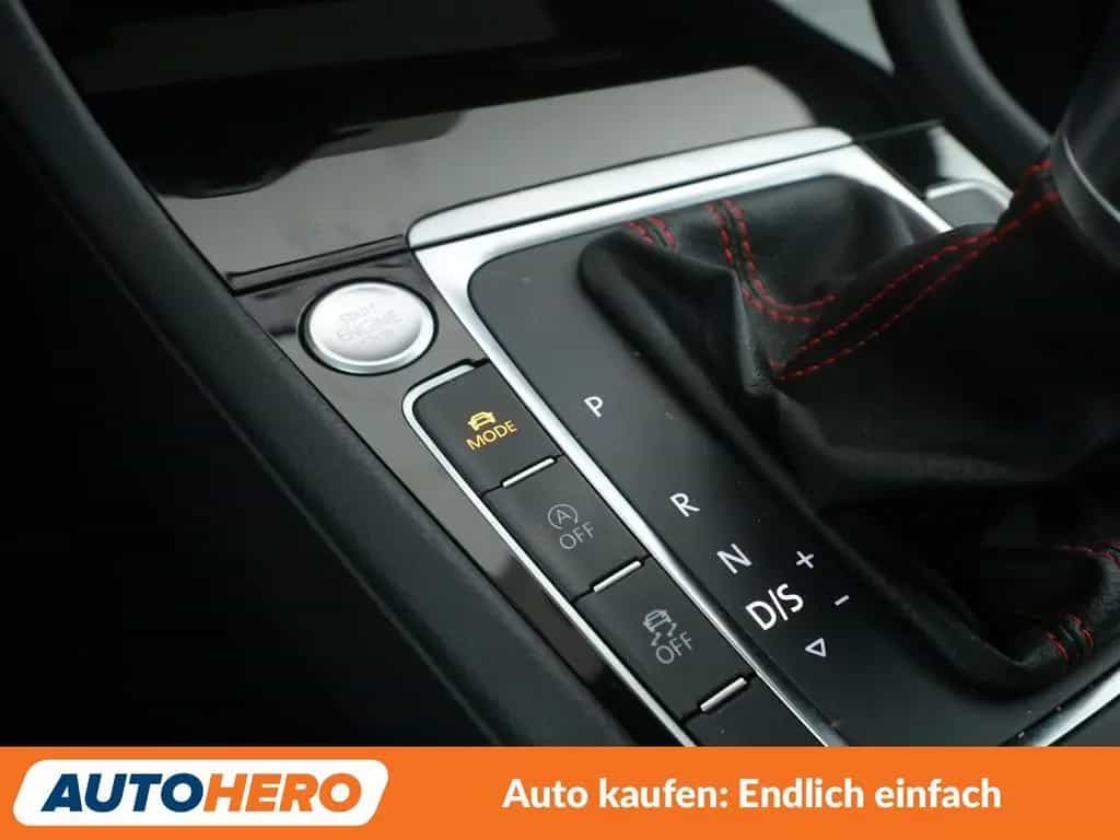 Volkswagen Golf VII 2.0 TSI GTI BMT Aut.*LED*ACC*DYNAUDIO* 06/2017-photo-23