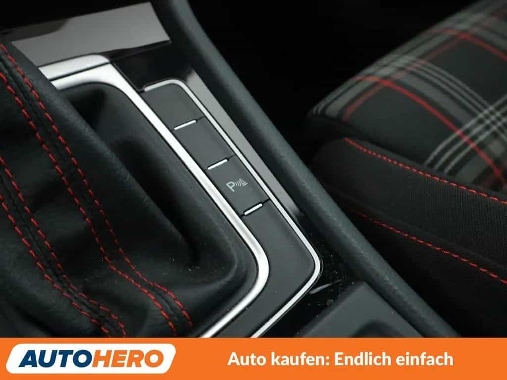 Volkswagen Golf VII 2.0 TSI GTI BMT Aut.*LED*ACC*DYNAUDIO* 06/2017-photo-24