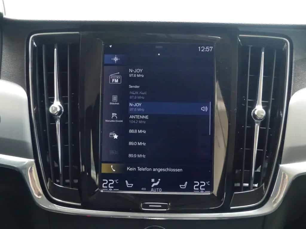 Volvo V90 Momentum AHK+Navi+Cam+Leder+BLIS+ACC+LED+PDC 12/2018-photo-10