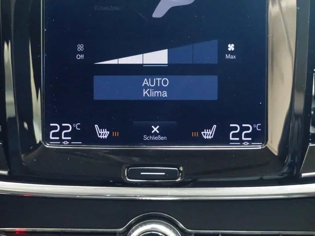 Volvo V90 Momentum AHK+Navi+Cam+Leder+BLIS+ACC+LED+PDC 12/2018-photo-16