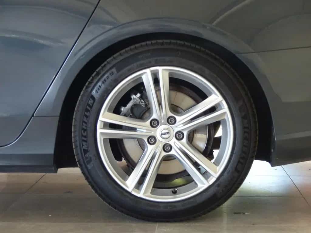 Volvo V90 Momentum AHK+Navi+Cam+Leder+BLIS+ACC+LED+PDC 12/2018-photo-27
