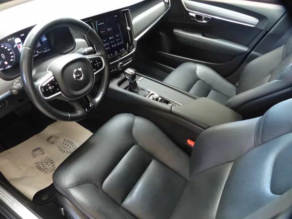 Volvo V90 Momentum AHK+Navi+Cam+Leder+BLIS+ACC+LED+PDC 12/2018-photo-6