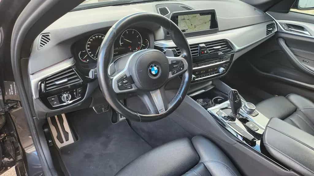 BMW 520 Baureihe 5 Touring 520 d M Sport 03/2019-photo-10