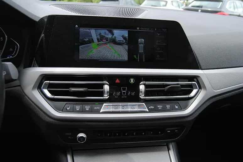 BMW 318 d A Touring Adv.Alu18".HUD.Kamera.ACC.LED 08/2020-photo-13