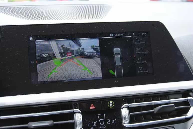 BMW 318 d A Touring Adv.Alu18".HUD.Kamera.ACC.LED 08/2020-photo-17