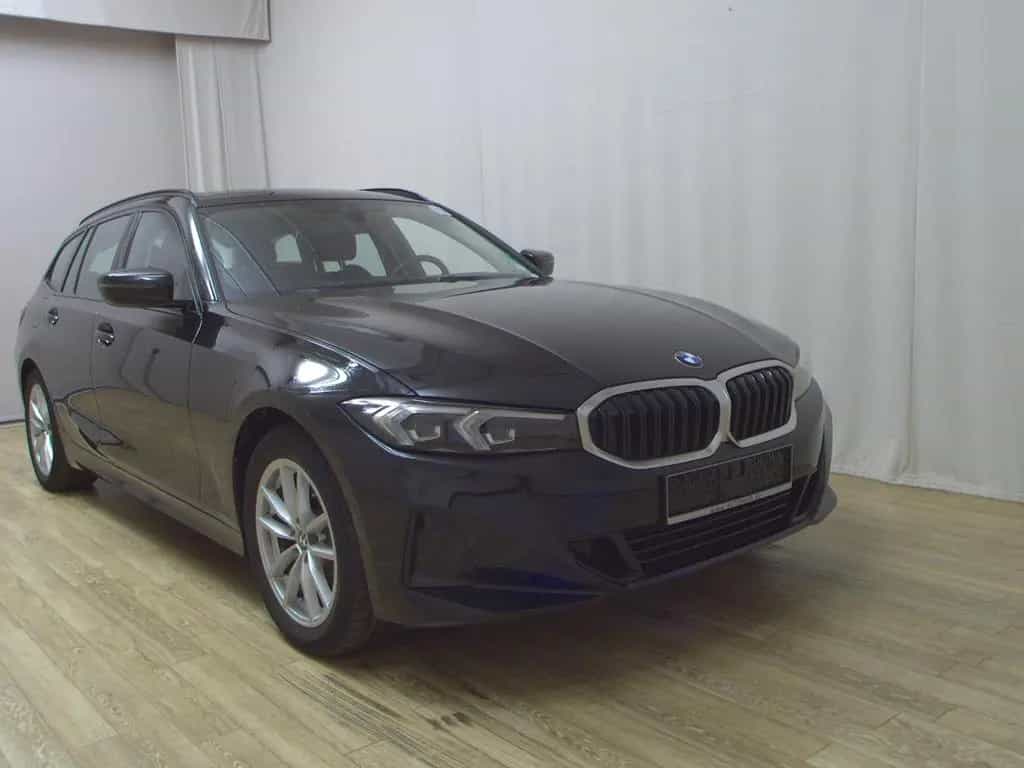 BMW 320 d Touring T-Leder Navi LED Curved AHK Pano 04/2023-photo-2