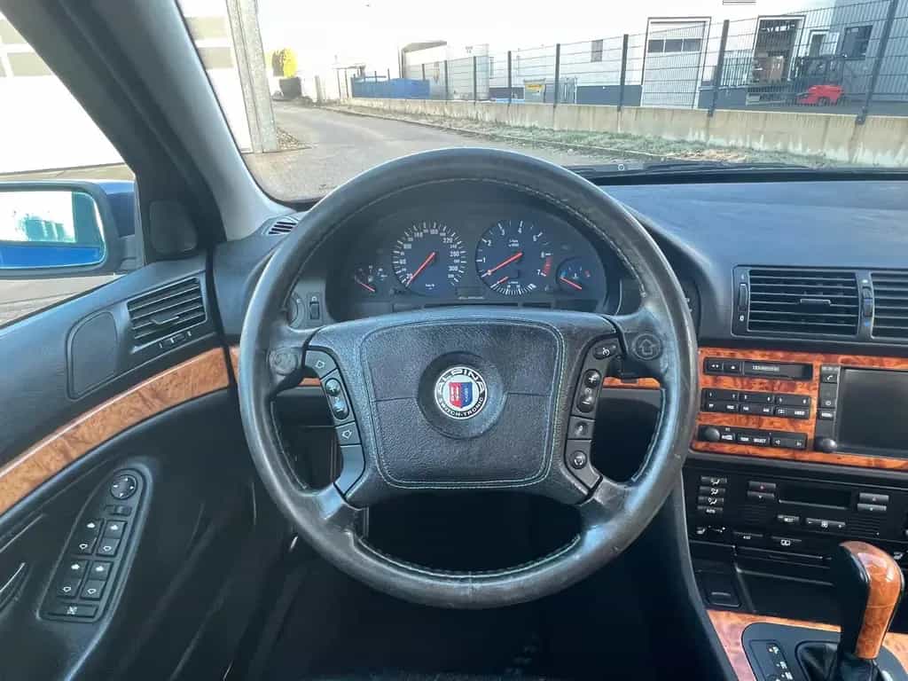 ALPINA B10 V8*KLIMAAUT*SHZ*PDC*XENON*LEDER* 06/1997-photo-15