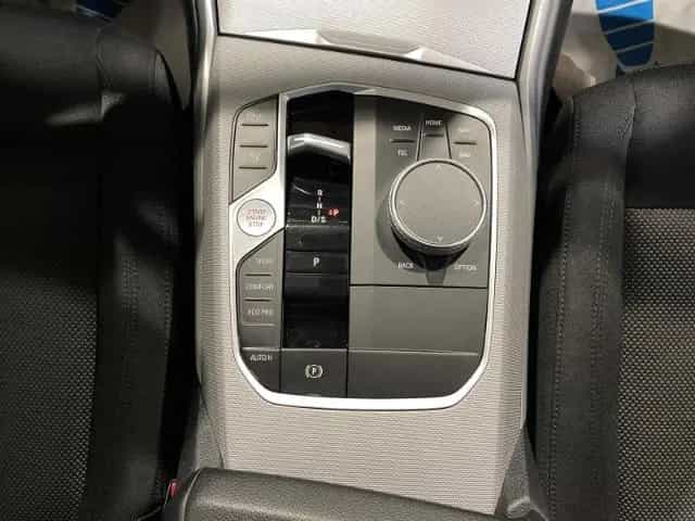 BMW 320 D Touring Automatik EU6d Navi LED ACC PDCv+h 06/2023-photo-14