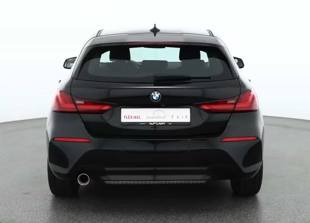BMW 118 i Advantage LED Navi ACC Totwinkel Spurhalte 02/2023-photo-3