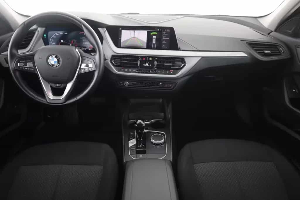 BMW 118 i Advantage LED Navi ACC Totwinkel Spurhalte 02/2023-photo-8