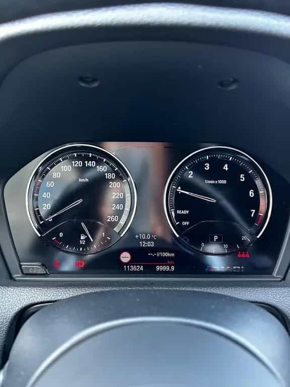 BMW M140i xDrive A Special Edition - 05/2019-photo-6