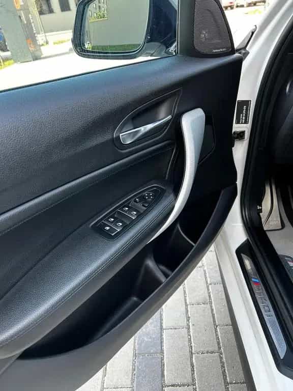 BMW M140i xDrive A Special Edition - 05/2019-photo-8