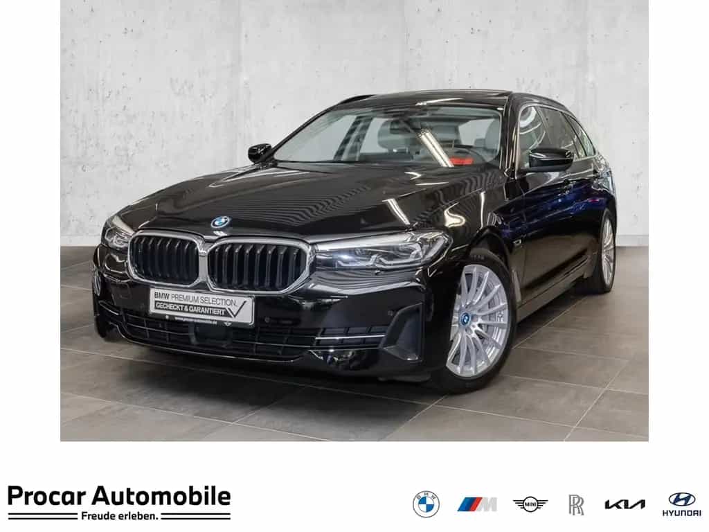 BMW 530 e A HUD PANO ACC RFK NAVI LED PDC V+H DAB LM 06/2022-photo-0