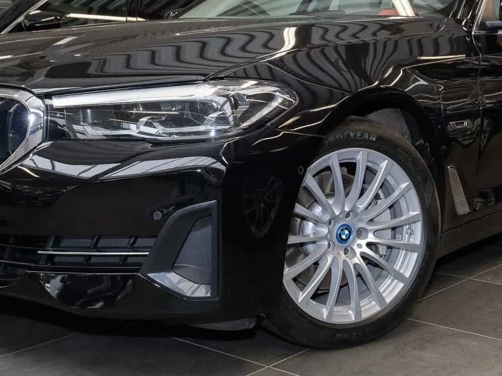 BMW 530 e A HUD PANO ACC RFK NAVI LED PDC V+H DAB LM 06/2022-photo-3