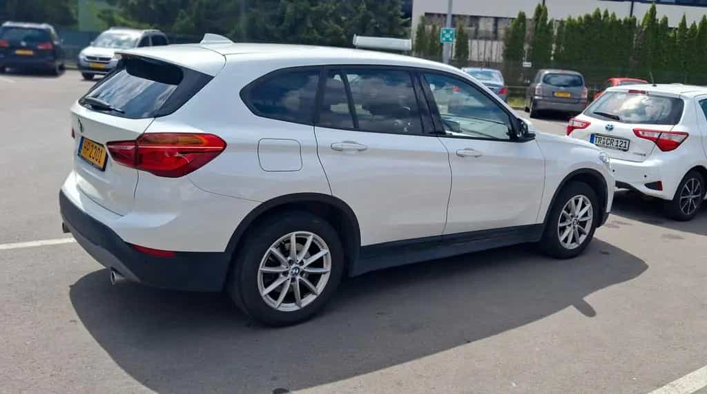 BMW X1 xDrive20d xLine Steptronic xLine 01/2019-photo-2
