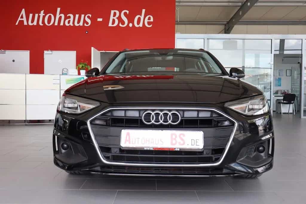 Audi A4 Avant 35 TDI S tronic, PDC,Navi,LED, 1.Hand 03/2023-photo-1
