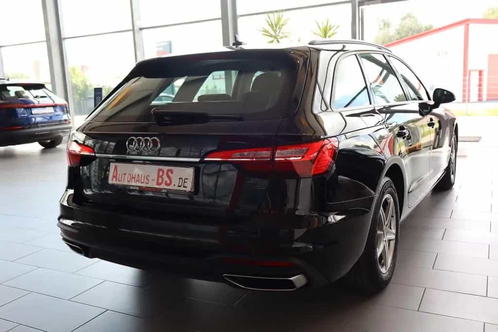 Audi A4 Avant 35 TDI S tronic, PDC,Navi,LED, 1.Hand 03/2023-photo-5