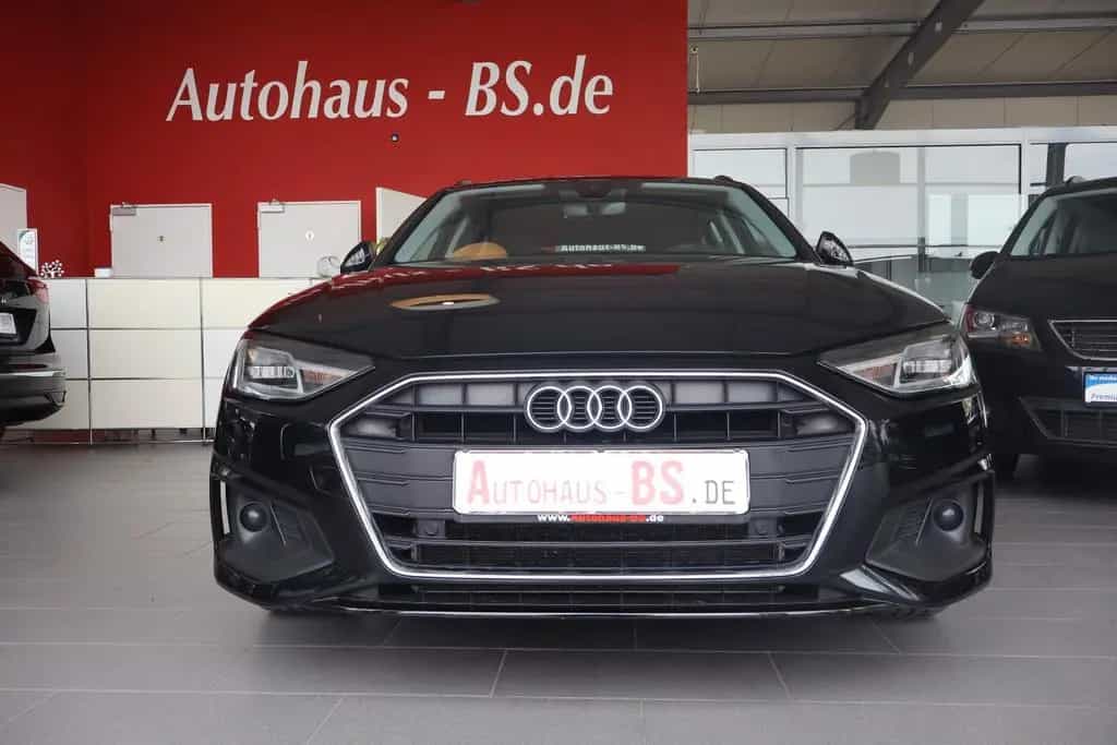 Audi A4 Avant 35 TDI S tronic, PDC,Navi,LED, 1.Hand 02/2023-photo-1