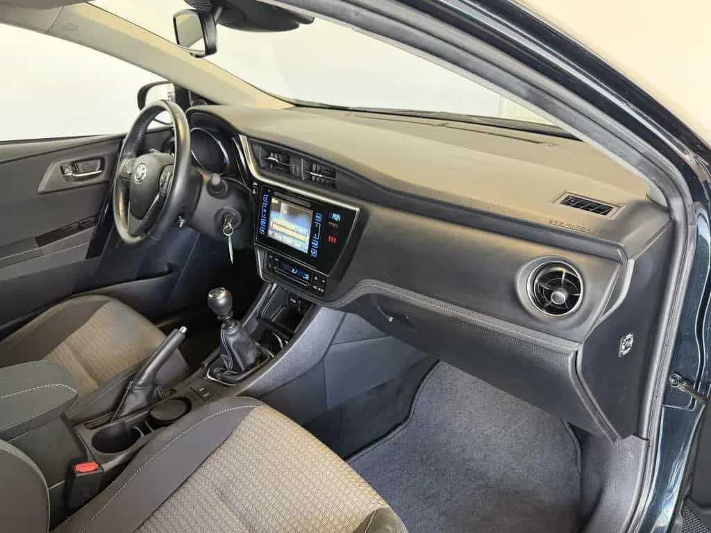 Toyota Auris 1.2 Turbo Edition S+ 06/2017-photo-10