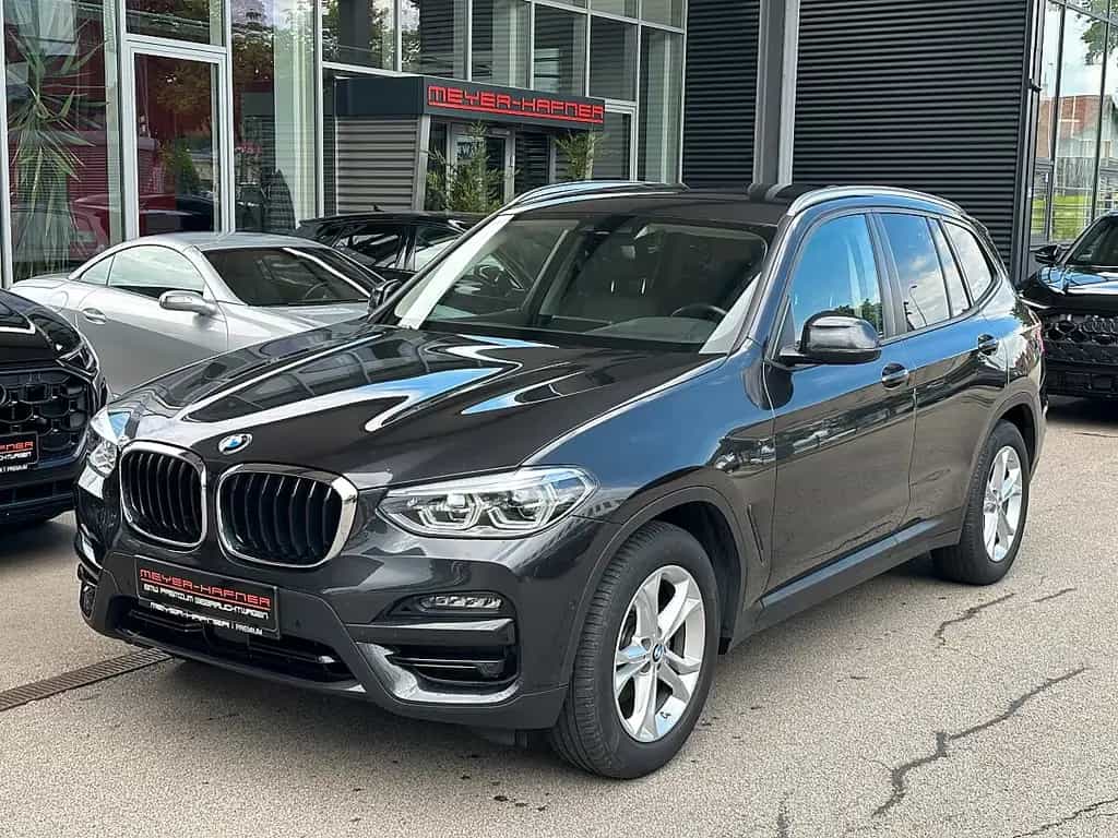 BMW X3 xDrive 20d Aut. Kamera, AHK, Head-Up, SZH 07/2020-photo-0