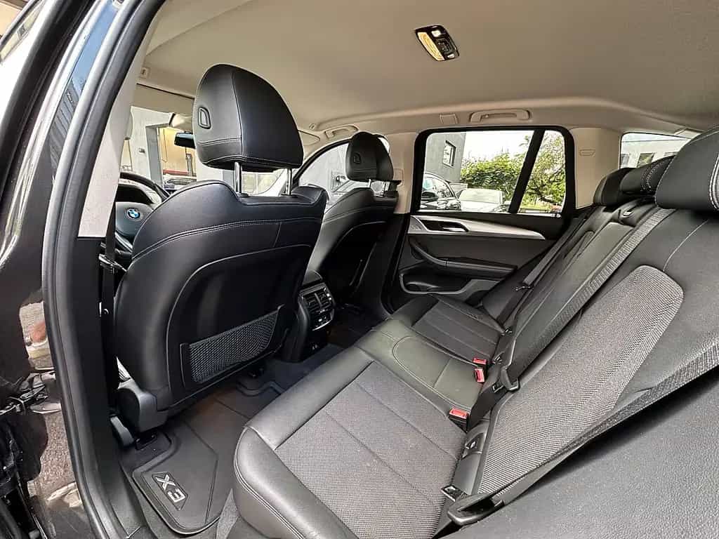 BMW X3 xDrive 20d Aut. Kamera, AHK, Head-Up, SZH 07/2020-photo-13