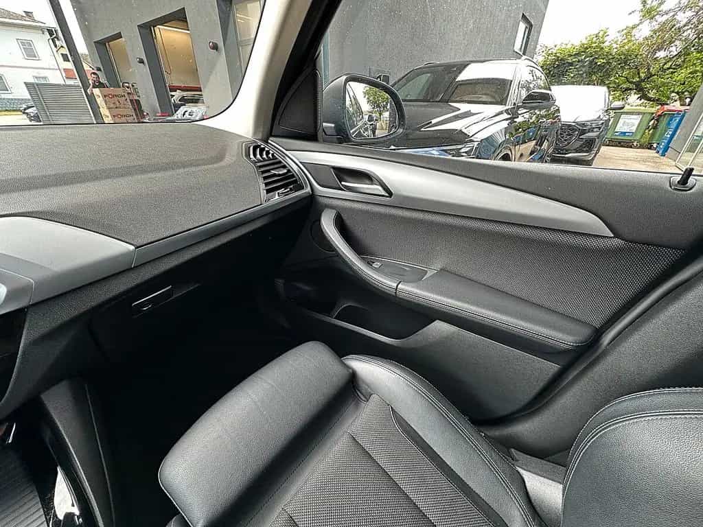 BMW X3 xDrive 20d Aut. Kamera, AHK, Head-Up, SZH 07/2020-photo-24