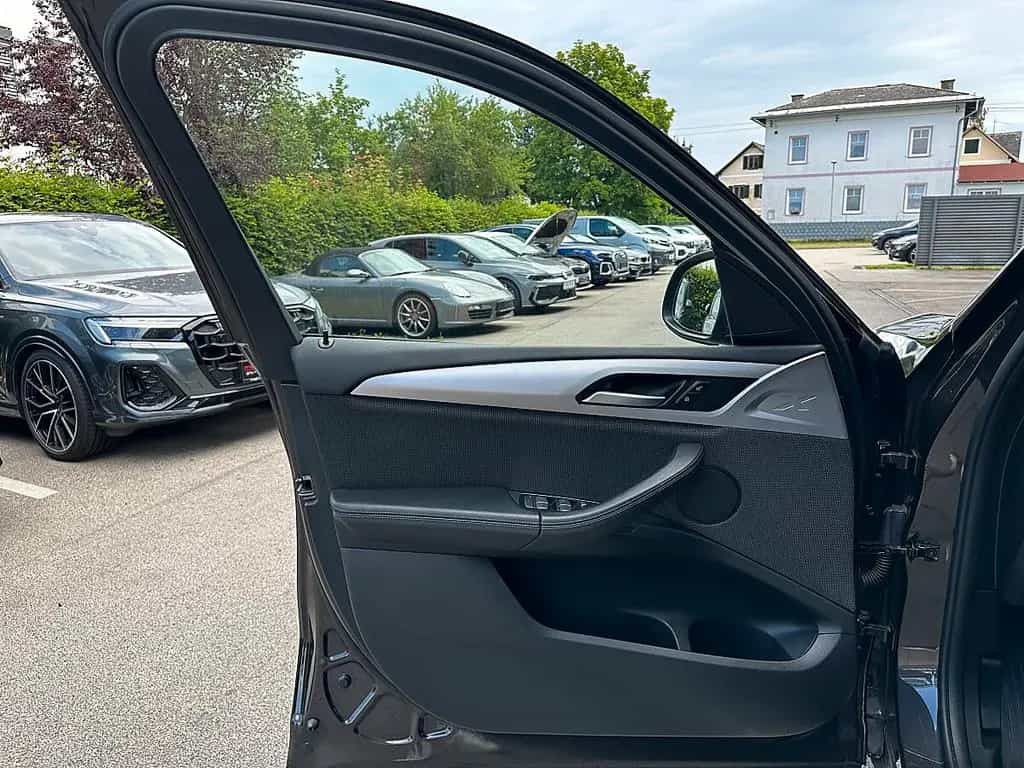 BMW X3 xDrive 20d Aut. Kamera, AHK, Head-Up, SZH 07/2020-photo-25