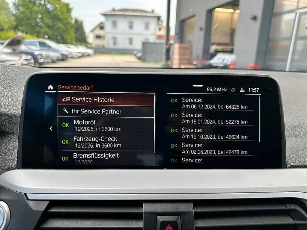 BMW X3 xDrive 20d Aut. Kamera, AHK, Head-Up, SZH 07/2020-photo-32