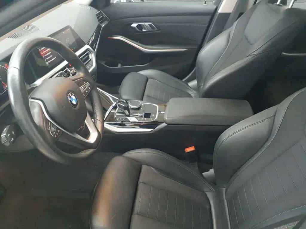 BMW 320 d Touring Aut. Sport Line 05/2021-photo-2