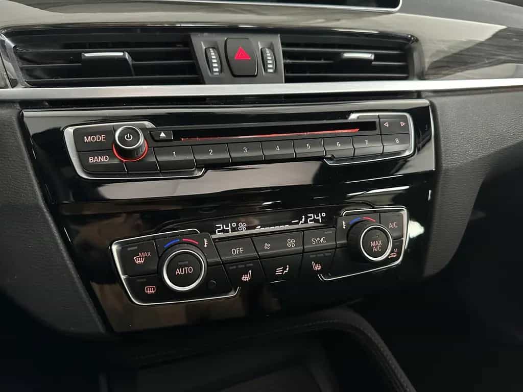 BMW X1 xDrive28i |PANO|LEDER|RKAMERA|SHZ|AUT| 04/2019-photo-18