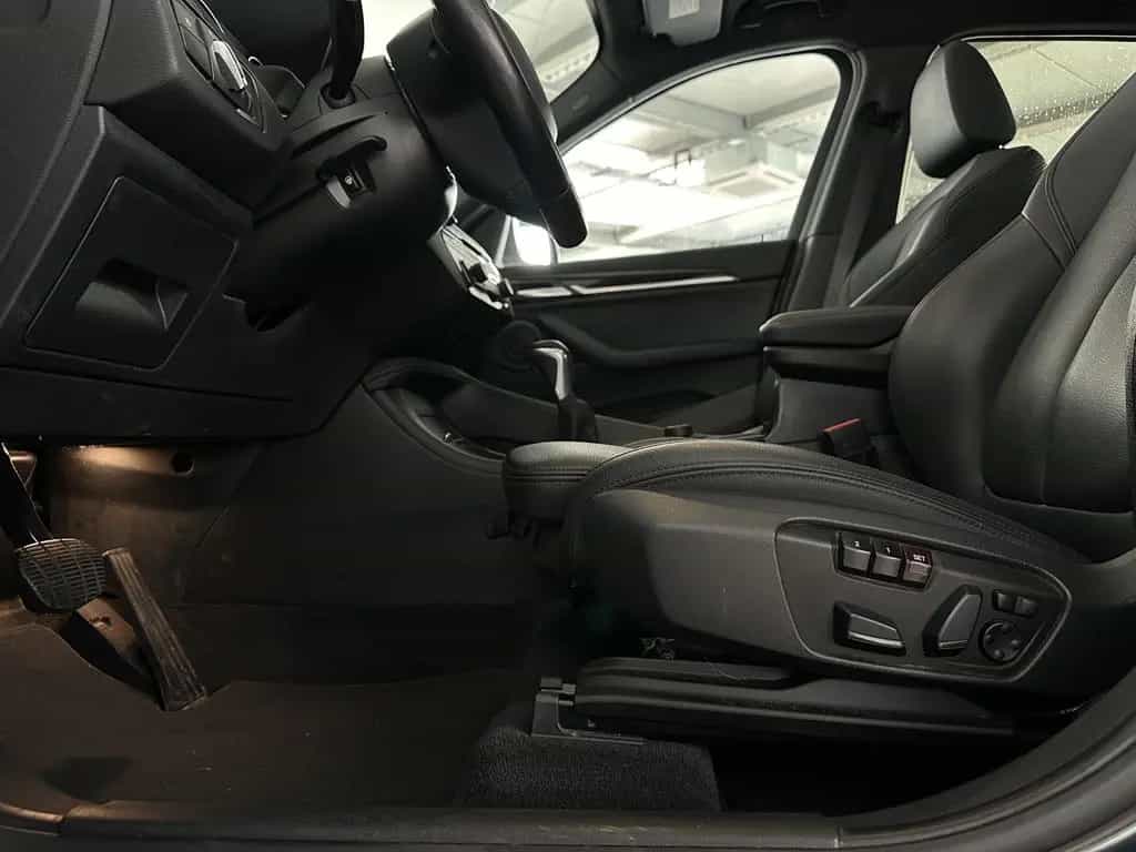 BMW X1 xDrive28i |PANO|LEDER|RKAMERA|SHZ|AUT| 04/2019-photo-24