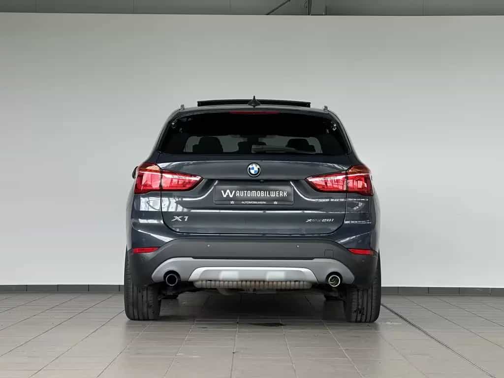 BMW X1 xDrive28i |PANO|LEDER|RKAMERA|SHZ|AUT| 04/2019-photo-4