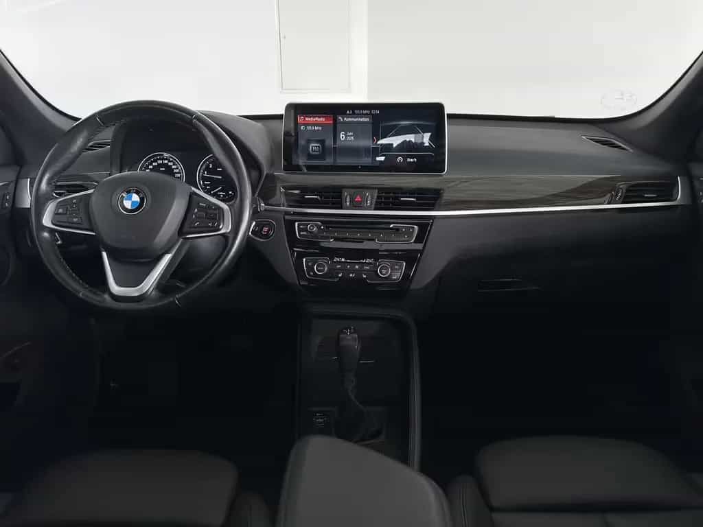 BMW X1 xDrive28i |PANO|LEDER|RKAMERA|SHZ|AUT| 04/2019-photo-9
