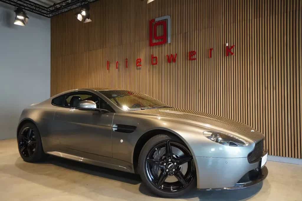 Aston Martin V8 Vantage 4.7 AMR Coupé *1.Hd*U-Frei*One of 200 06/2018-photo-1