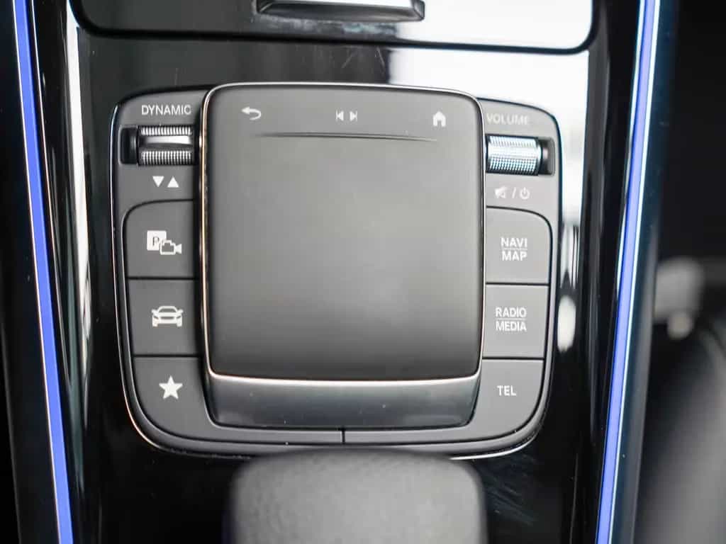 Mercedes-Benz GLA 250 4M Progressive MULTIBEAM AHK Standheizun 07/2021-photo-26