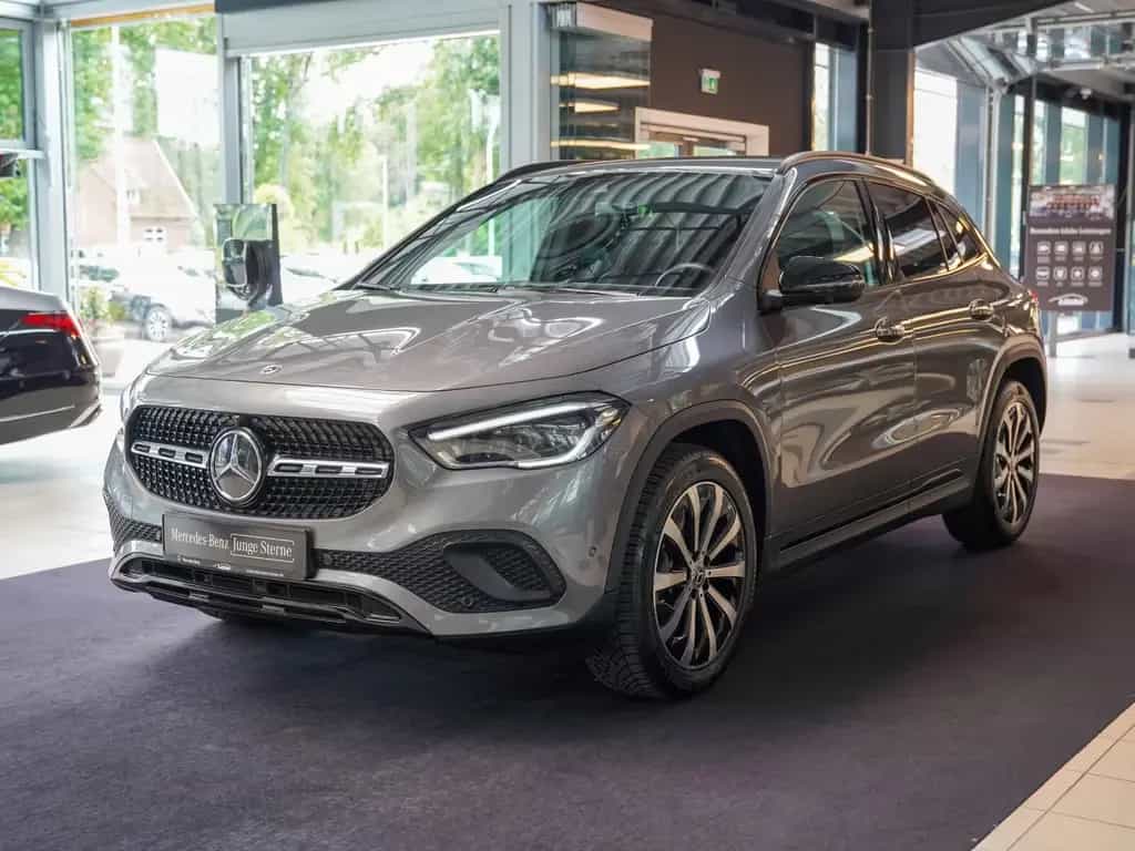 Mercedes-Benz GLA 250 4M Progressive MULTIBEAM AHK Standheizun 07/2021-photo-5